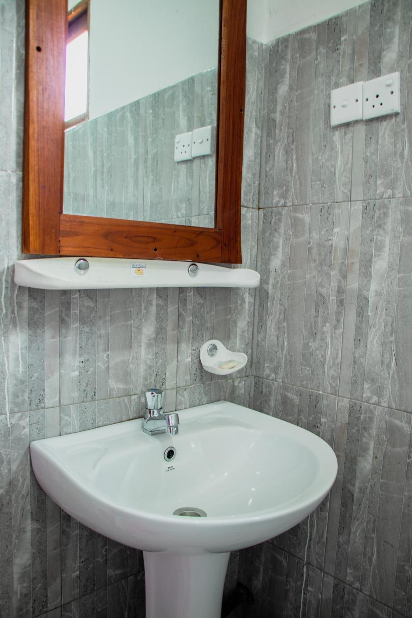 The Sunshine Ella Apartment Екстериор снимка